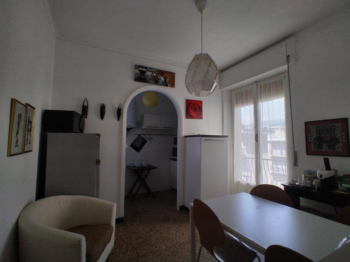 Trilocale Cecilia'S Studio Genua Buitenkant foto
